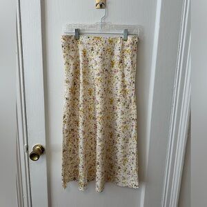 J.Crew pull on slip skirt in soft posies print. NWT, size S.